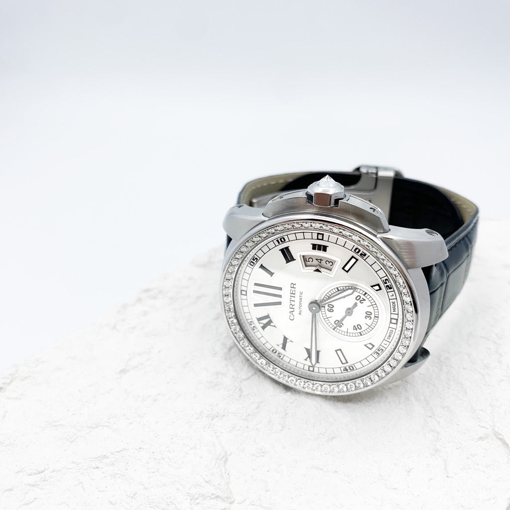 Calibre de Cartier White Dial Diamond Leather