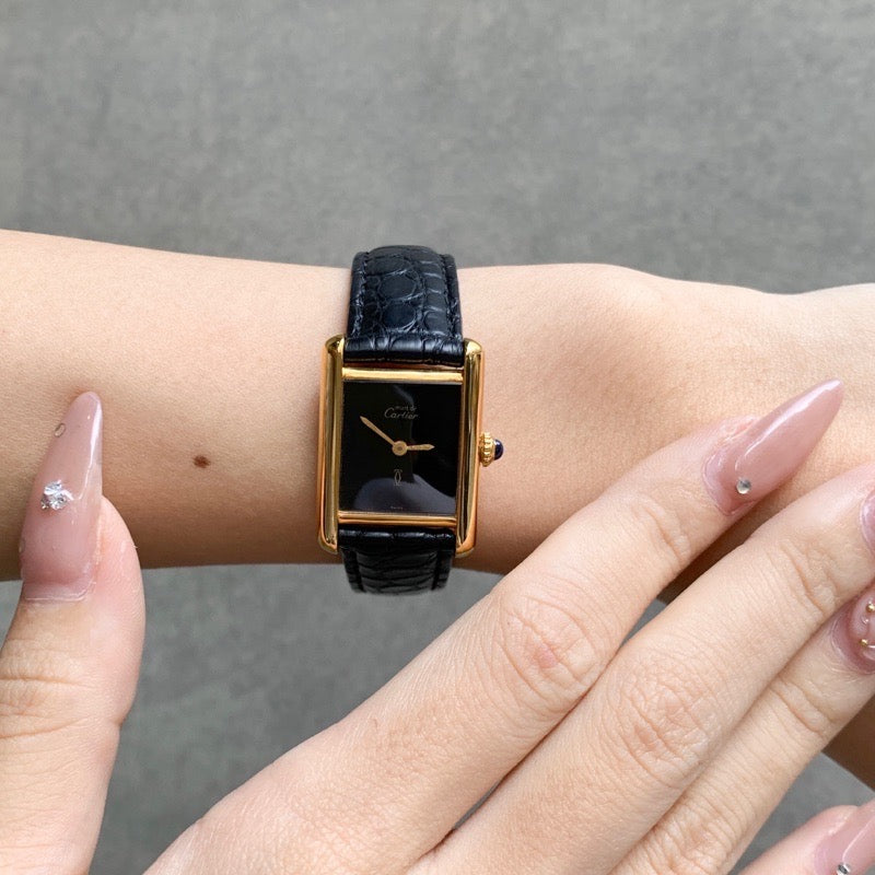 マストタンク SM 手巻き 黒文字盤 ゴールド