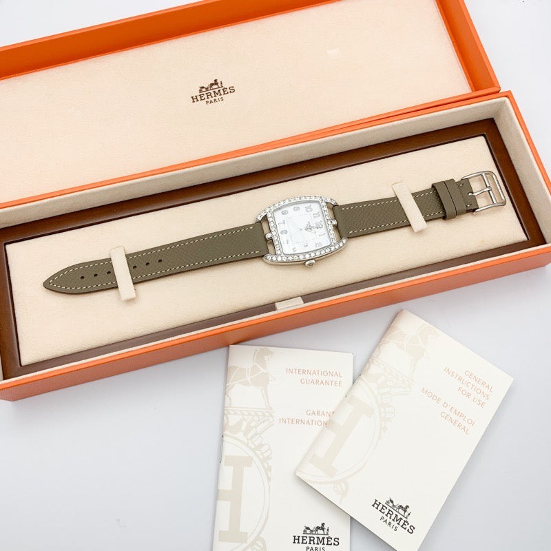 【仕上済】エルメス ケープコッド トノー GM SS 白文字盤 ダイヤ SS SS レディース 腕時計 HERMES 時計 ケープコッド トノー GM SS 白文字盤 ダイヤ – LE MIRAIS Collection