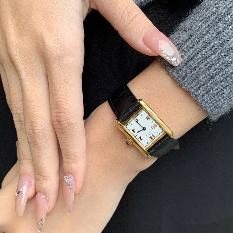 マストタンク SM 飛びアラビア文字盤 ゴールド