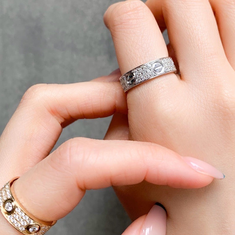 Love Ring Size 7 Pt Diamond 