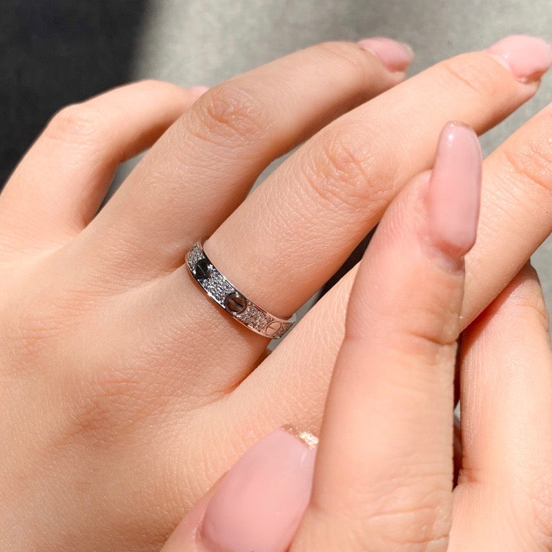Mini Love Ring Size 15 WG Diamond