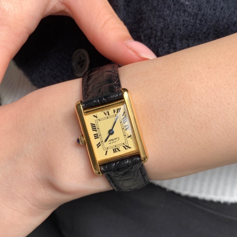 マストタンク SM 手巻き ベージュローマン文字盤 ゴールド