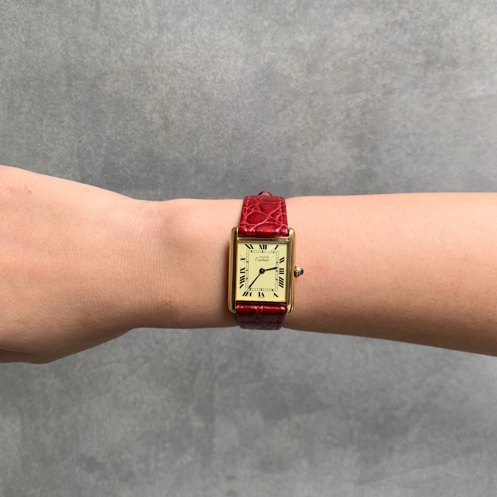 Must de Cartier Tank, LM, Beige Roman Dial, Gold